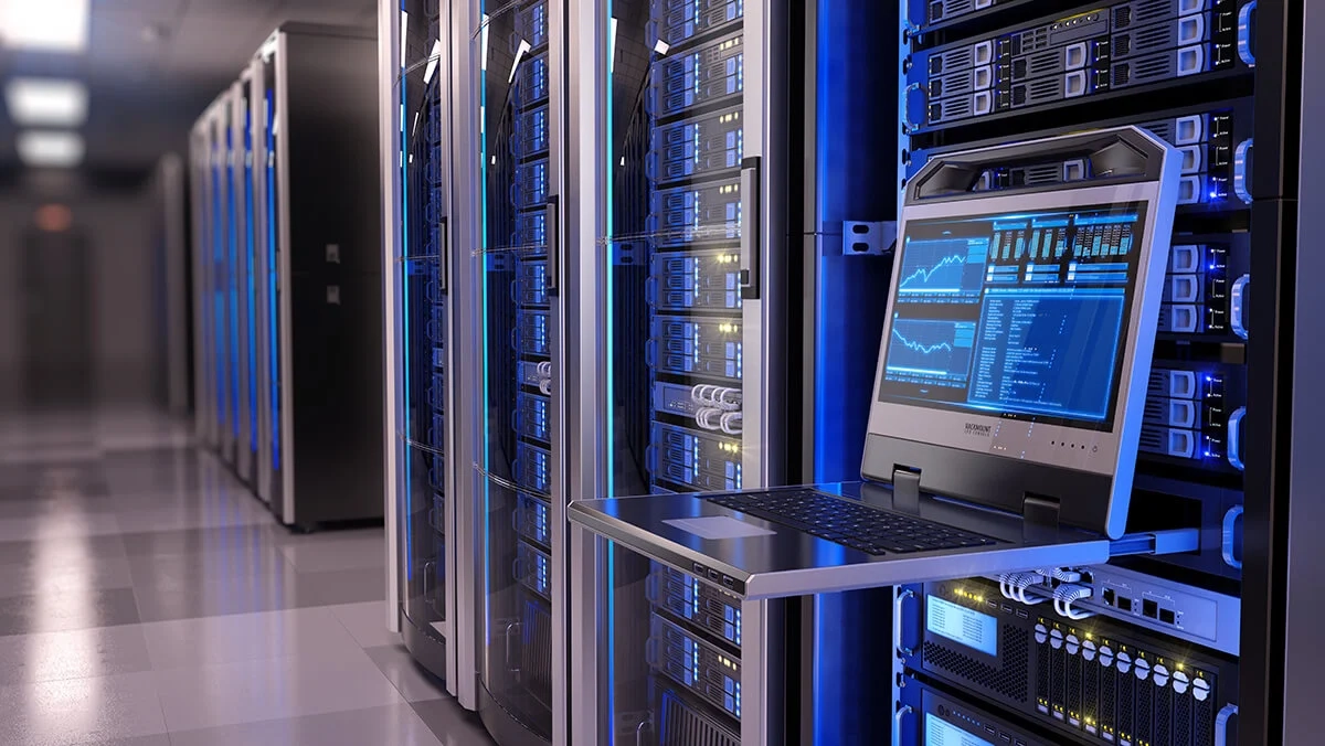 Illustration représentant des serveurs web dans un data center, symbolisant la performance, la sécurité et la fiabilité, critères essentiels dans le choix du meilleur hébergeur selon notre comparatif hébergeur web