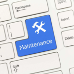 Clavier avec touche "maintenance" mise en avant, symbolisant les tarifs de maintenance pour un site WordPress